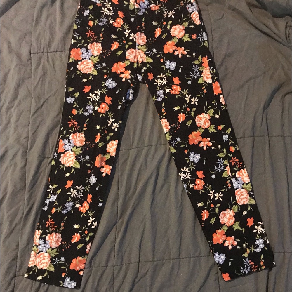 Pins & Needles crop floral pant